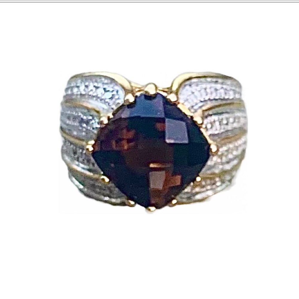 Smoky Topaz Ring. SZ 6 1/4. White Topaz accent.setting Vermeil. Gorgeous Ring.